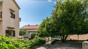 Property grounds - JULIA - SELCE 2 / HR-10014-01 by Interhome (Selce)