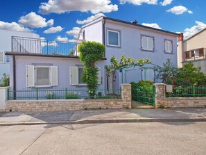 Exterior - Apartment 1348 by Interhome (Pula)