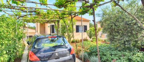 Enceinte de lâhĂ©bergement