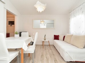 Dining - Apartment 1363 by Interhome (Fažana)