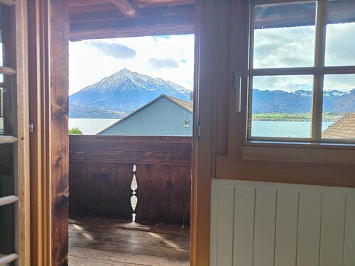 Marvelous 2-bedroom apartment in Oberhofen am Thunersee awaits you