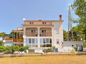 Exterior - Apartment 1374 by Interhome (Pula)