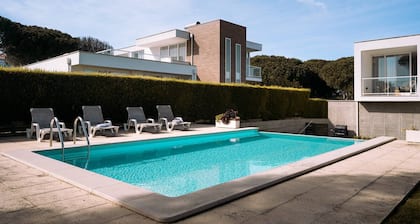 Villa dos Pinhos - Private Villa w/ Infinity Pool