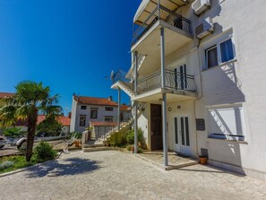 House - Marinella / HR-09840-01 by Interhome (Crikvenica)