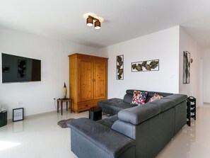 Living area - Apartment Mato - 2 by Interhome (Krk/Milohnići)