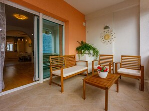 Interior - ANA KONI / HR-09966-01 by Interhome (Crikvenica)