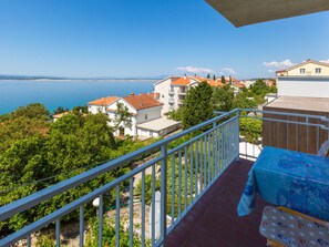 Property grounds - BELA 2 / HR-03564-02 by Interhome (Crikvenica)