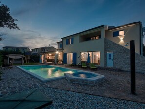 Pool - Villa 1522 by Interhome (Cere)