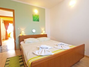 Room - Apartment 879 by Interhome (Dracevac)