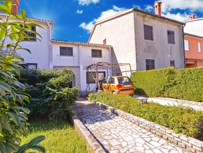 Property grounds - Apartment 1560 by Interhome (Fažana)