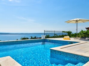 Pool - DRAGINJA soba 4 / HR-04354-04 by Interhome (Crikvenica)