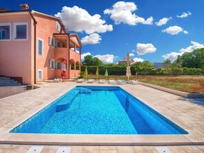 Pool - Apartment 870 by Interhome (Drenje)