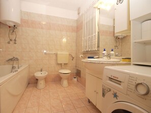 Towels - Apartment 1588 by Interhome (Bokordici)