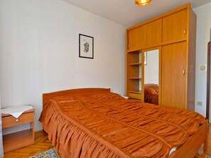 Room - Apartment 1633 by Interhome (Bokordici)