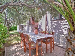 Outdoor dining - Apartment 1642 by Interhome (Pula)