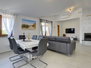 Dining - Casa Smoky by Interhome (Bazgalji)