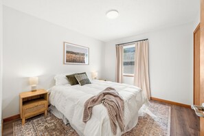 Silitysrauta/-lauta, internet, vuodevaatteet