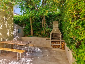 Outdoor dining - Irena Apartments prizemlje / HR-10649-01 by Interhome (Selce)