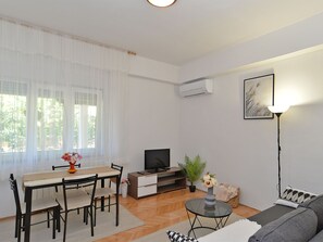 TV - Apartment 1779 by Interhome (Pula/Banjole)