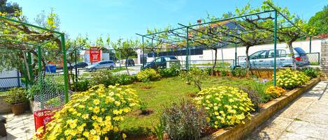 Enceinte de lâhĂ©bergement