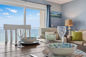 TV - The Summit 1421 - Wake to Gulf Views! Includes Seasonal Beach Chairs (Panama City Beach)