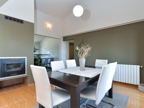 Dining - Apartment 1779 by Interhome (Pula/Banjole)