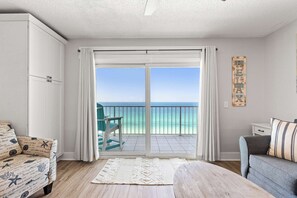 TV - Emerald Wave  - 1419 at the Summit Beach Resort (Panama City Beach)