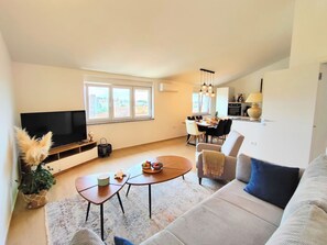 TV - Apartment 2126 by Interhome (Pula)