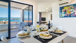 Dining - Apartment Poseidon - 2 by Interhome (Krk/Milohnići)