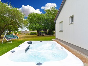 Outdoor spa tub - House 2177 by Interhome (Pula)