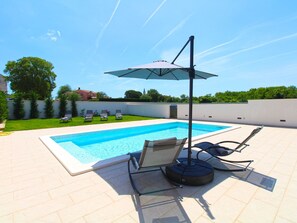 Pool - House 2173 by Interhome (Rovinj/Bale)
