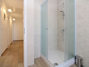 Bathroom - House 2173 by Interhome (Rovinj/Bale)