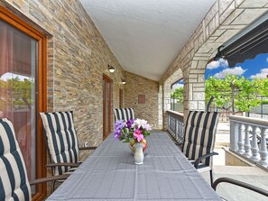 Outdoor dining - House 2322 by Interhome (Pula)