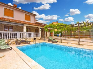 Pool - House 2322 by Interhome (Pula)