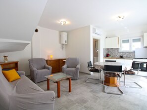 TV - Apartment 2341 by Interhome (Fažana)
