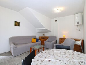 TV - Apartment 2341 by Interhome (Fažana)