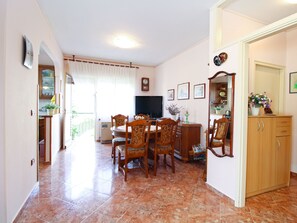 Dining - Apartment 2348 by Interhome (Bokordici)