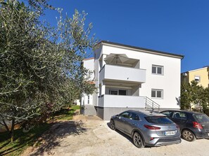 Exterior - Apartment 2367 by Interhome (Pula)