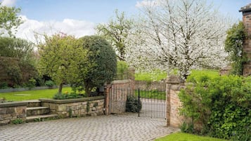 Jardines del alojamiento