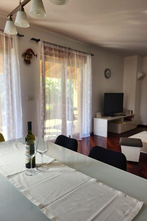 Interior - Apartment 1695 by Interhome (Dracevac)