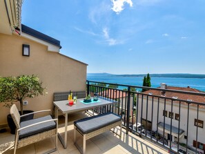 Outdoor dining - APARTMENTS NIKO Veliki / HR-10049-01 by Interhome (Crikvenica)