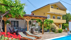 Unclassified image, 5 of 6, button - VILLA ANDELIKA / HR-10039-01 by Interhome (Drivenik)