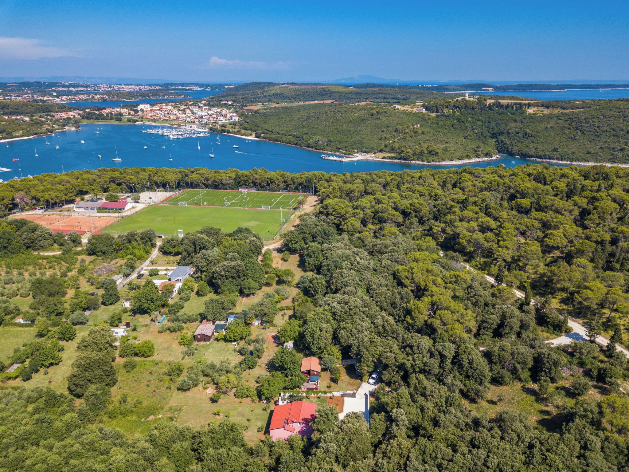 منظر من الجو على ارتفاع عالٍ