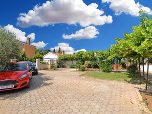 Property grounds - Apartment 1724 by Interhome (Medulin/Ližnjan)