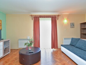 TV - Apartment 1724 by Interhome (Medulin/Ližnjan)