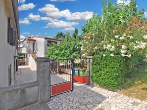 Terrace/patio - Apartment 1728 by Interhome (Pula/Banjole)