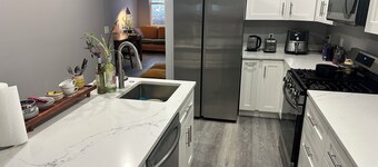 Cozy 3BR/2.5BA Pittsburgh Home Near CMU, Pitt & UPMC