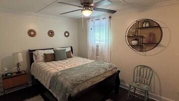 1 chambre, fer et planche Ă repasser, Wi-Fi, draps fournis