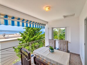 Outdoor dining - BENKO 2 / HR-10088-01 by Interhome (Crikvenica)