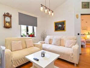 TV - Apartment 1791 by Interhome (Pula/Banjole)